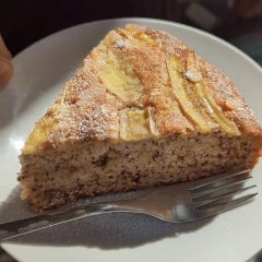 Banana Cake (v)
